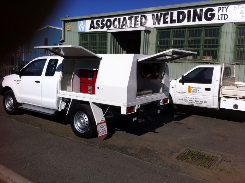Custom built ute tool box<br />
